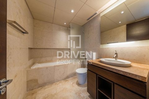 Downtown Dubai (Downtown Burj Dubai), UAE의 판매용 아파트 침실 3개, 216.65제곱미터 번호 742983 - 사진 14