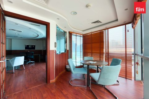 Biuro do wynajęcia w Dubai, ZEA 92.4 mkw., nr 741498 - zdjęcie 9