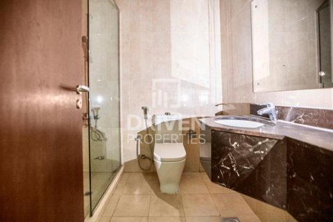 Apartment in Al Furjan, Dubai, UAE 2 bedrooms, 138 sq.m. № 654760 - photo 11