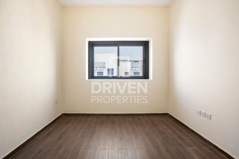 Apartment in Al Furjan, Dubai, UAE 2 bedrooms, 138 sq.m. № 654760 - photo 6