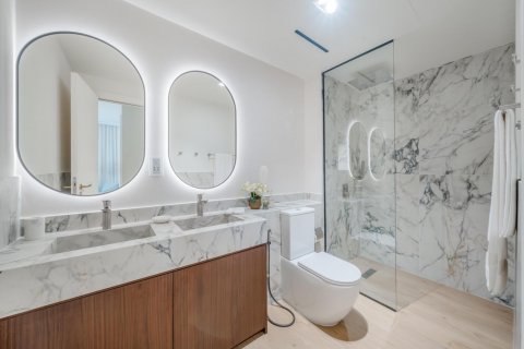 DIFC, Dubai, UAE의 판매용 아파트 침실 3개, 194제곱미터 번호 613046 - 사진 15