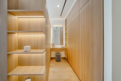 DIFC, Dubai, UAE의 판매용 아파트 침실 3개, 194제곱미터 번호 613046 - 사진 12
