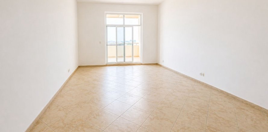Apartment in Motor City, Dubai, UAE 2 bedrooms, 176.5 sq.m. № 705878