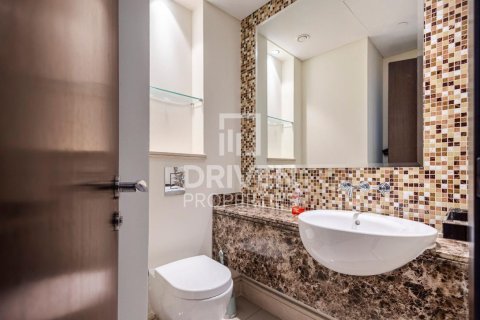 Appartement te huur in Downtown Dubai (Downtown Burj Dubai), Dubai, VAE 1 slaapkamer, 74 vr.m., nr 684491 - foto 13