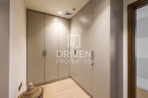 Apartament de închiriat în Al Wasl, Dubai, EAU 3 dormitoare, 187 mp.  №684493 - poză 15