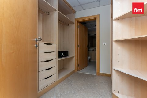 Apartman u Palm Jumeirah, Dubai, UAE 2 spavaćih soba, 150.1 m2 Br. 699053 - fotografija 11