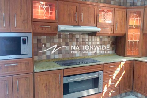 Villa til salgs i Abu Dhabi, Emiratene 6 soverom, 1500 kvm Nr. 650514 - Foto 4