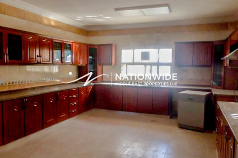 Villa til salgs i Abu Dhabi, Emiratene 6 soverom, 1500 kvm Nr. 650514 - Foto 3