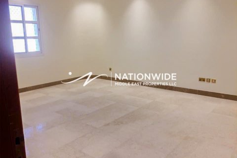 Villa til salgs i Abu Dhabi, Emiratene 6 soverom, 1500 kvm Nr. 650514 - Foto 7