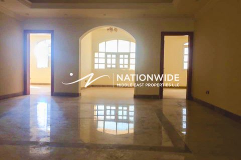 Villa til salgs i Abu Dhabi, Emiratene 6 soverom, 1500 kvm Nr. 650514 - Foto 2