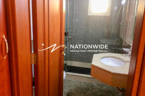 Villa til salgs i Abu Dhabi, Emiratene 6 soverom, 1500 kvm Nr. 650514 - Foto 8