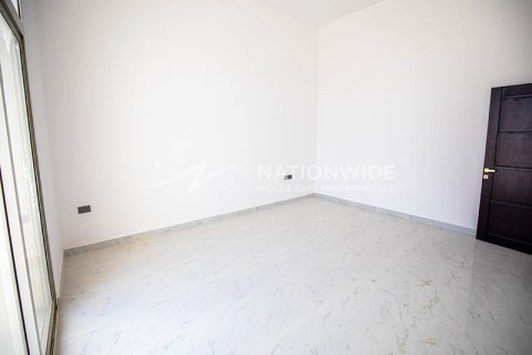 Villa til salgs i Abu Dhabi, Emiratene 4 soverom, 580 kvm Nr. 650513 - Foto 2