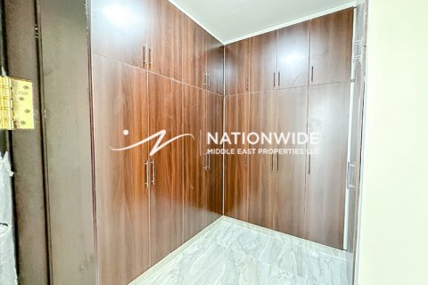 Villa til salgs i Abu Dhabi, Emiratene 4 soverom, 580 kvm Nr. 650513 - Foto 6