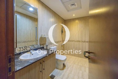 Vila di Abu Dhabi, UAE 3 bilik tidur, 198 meter persegi № 644643 - foto 11
