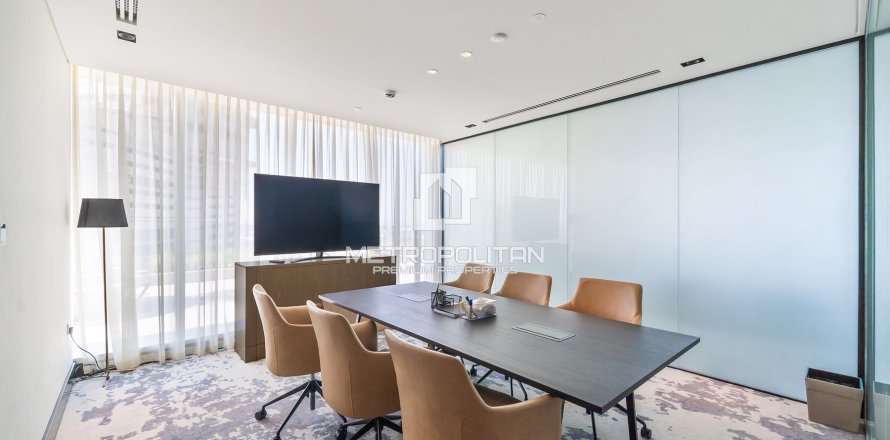 Iroda itt: Dubai Media City, EAE, 147.2 m², azonosító: 663120