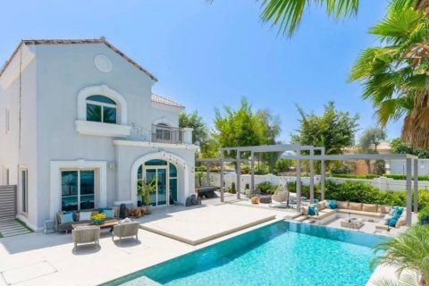 Villa i Dubai Sports City, Dubai, Emiratene 5 soverom, 631.3 kvm nr. 750098