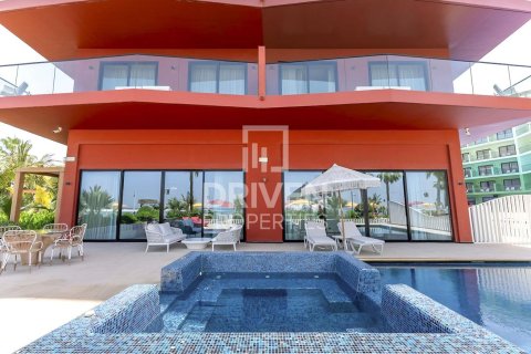 Apartment in The World Islands, Dubai, UAE 1 bedroom, 304 sq.m. № 653644 - photo 21