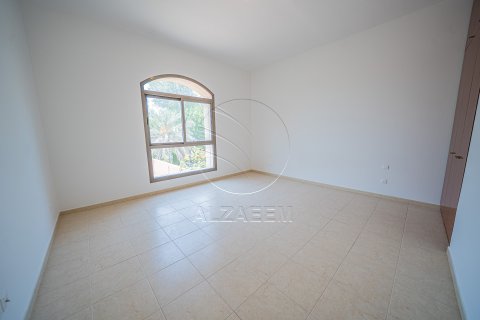 Huvila Al Reem Island, Abu Dhabi, Arabiemiraatit 5 makuuhuonetta, 425 m2 № 725751
