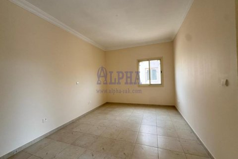 Huvila Al Hamra Village, Ras Al Khaimah, Arabiemiraatit 5 makuuhuonetta, 464.5 m2 № 679556 - kuva 14