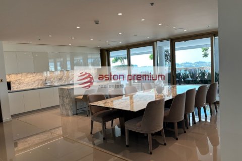 Apartment til salg i Dubai Harbour, Dubai, UAE 2 soveværelser, 161 kvm № 679554 - foto 16