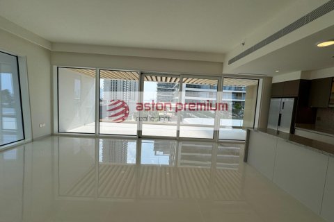 Apartment til salg i Dubai Harbour, Dubai, UAE 2 soveværelser, 161 kvm № 679554 - foto 3