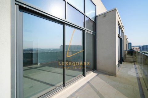 Apartman u gradu Motor City, Dubai, UAE 3 spavaće sobe, 194 m2 Br. 679557 - Slika 20