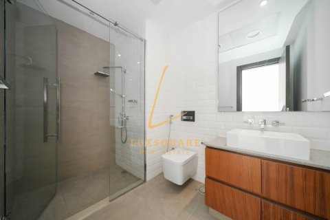 Apartman u gradu Motor City, Dubai, UAE 3 spavaće sobe, 194 m2 Br. 679557 - Slika 25