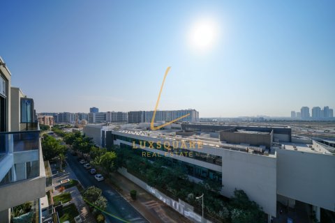 Apartman u gradu Motor City, Dubai, UAE 3 spavaće sobe, 194 m2 Br. 679557 - Slika 21