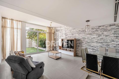 Városi lakóépület itt: Mudon, Dubai, EAE, 4 hálószoba, 187 m², azonosító: 684357 - fénykép 4