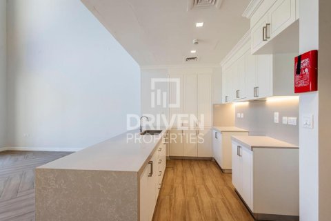 Vila v Jumeirah, Dubai, SAE 3 ložnice, 344 m² Č.: 684359 - fotografie 13