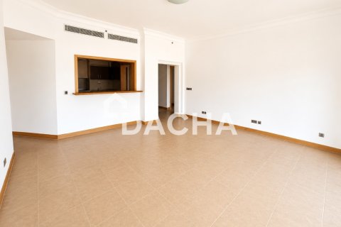 Apartment til salg i Palm Jumeirah, Dubai, UAE 2 soveværelser, 144 kvm № 719197 - foto 3
