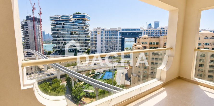 Apartment i Palm Jumeirah, Dubai, UAE 2 soveværelser, 144 kvm № 719197