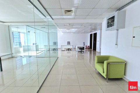 Dubai、UAEにあるオフィス 106.9 m2 No686091