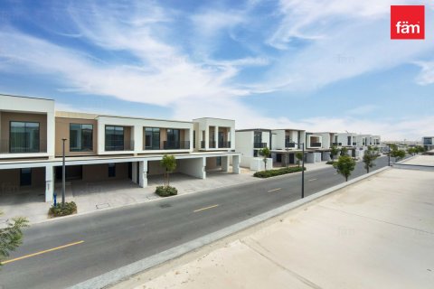 Villa Dubaijā, AAE 3 istabas, 144.8 m2 Nr. 766293