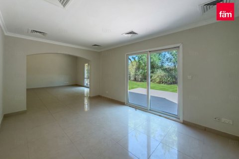 Villa in Dubai, UAE 3 bedrooms, 527.2 sq.m. № 764109 - photo 5