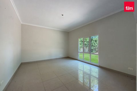 Villa in Dubai, UAE 3 bedrooms, 527.2 sq.m. № 764109 - photo 7