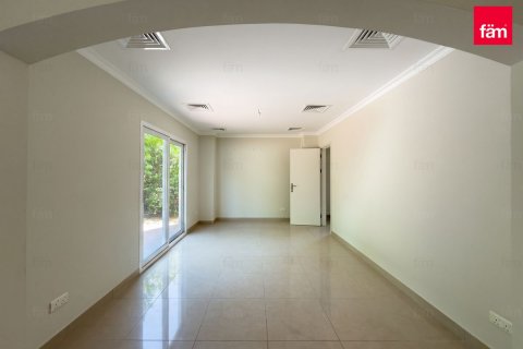 Villa in Dubai, UAE 3 bedrooms, 527.2 sq.m. № 764109 - photo 4