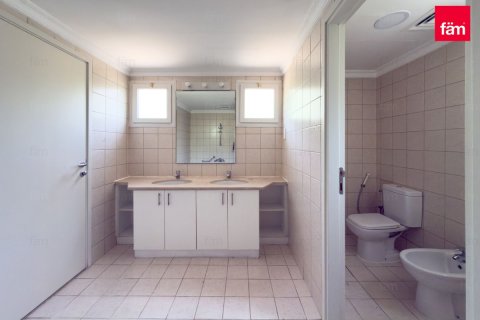 Villa in Dubai, UAE 3 bedrooms, 527.2 sq.m. № 764109 - photo 20
