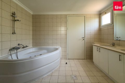 Villa in Dubai, UAE 3 bedrooms, 527.2 sq.m. № 764109 - photo 23