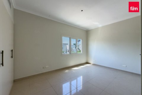 Villa in Dubai, UAE 3 bedrooms, 527.2 sq.m. № 764109 - photo 11