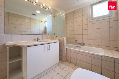 Villa in Dubai, UAE 3 bedrooms, 527.2 sq.m. № 764109 - photo 21