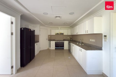 Villa in Dubai, UAE 3 bedrooms, 527.2 sq.m. № 764109 - photo 12