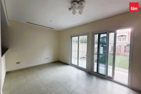 Vila di Dubai, UEA 2 kamar tidur, 180 m2 nomor 752172