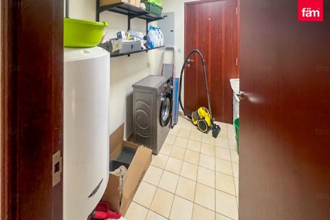 Apartemen di Dubai, UEA 2 kamar tidur, 128.6 m2 nomor 752170 - foto 17