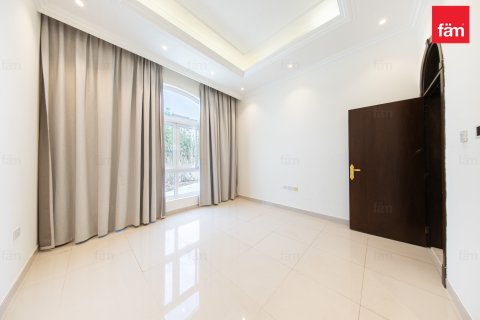 Villa sa Al Barsha, Dubai, UAE 5 silid-tulugan, 1393.5 sq.m. № 752173 - larawan 23