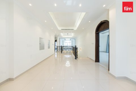 Villa sa Al Barsha, Dubai, UAE 5 silid-tulugan, 1393.5 sq.m. № 752173 - larawan 3
