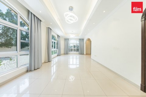 Villa sa Al Barsha, Dubai, UAE 5 silid-tulugan, 1393.5 sq.m. № 752173 - larawan 7