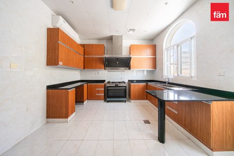 Villa sa Al Barsha, Dubai, UAE 5 silid-tulugan, 1393.5 sq.m. № 752173 - larawan 14