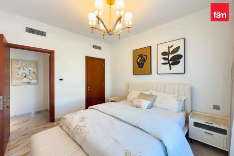 Villa til salgs i Dubai, Emiratene 4 soverom, 266.1 kvm Nr. 668840 - Foto 12