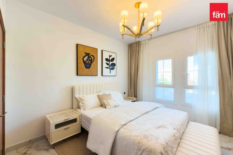 Villa til salgs i Dubai, Emiratene 4 soverom, 266.1 kvm Nr. 668840 - Foto 11